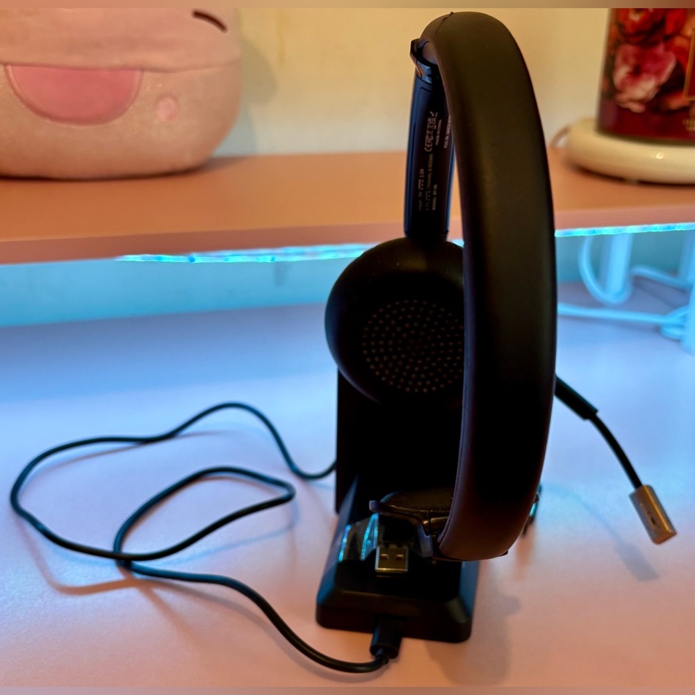 🩷 Microphone & Charging Base, Wireless Headset with Mic Mute & USB Dongle - Picture 11 of 15